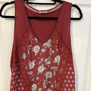 Maurice’s tank top